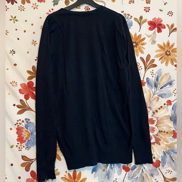 Hurley Boy XL VNeck Navy Fall Winter Knit Embroidered Logo School Sweater - Picture 2 of 3